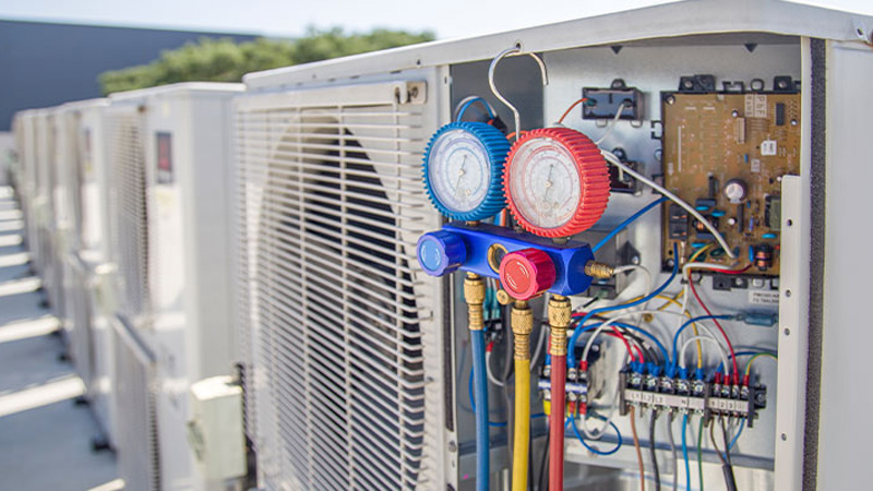 Thợ sửa máy lạnh Quận 3